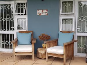 B&B on Buckingham Guest House的休息区