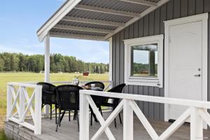 Balkón nebo terasa v ubytování First Camp Skutberget-Karlstad