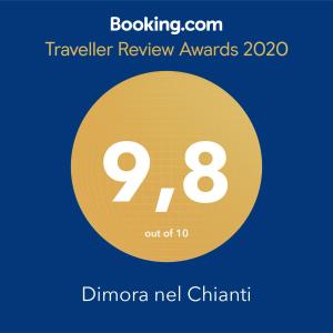 un círculo amarillo con los premios de revisión itinerante del texto en Dimora nel Chianti en San Sano