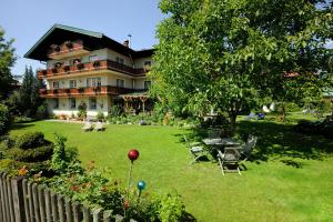 Fotografie z fotogalerie ubytování Frühstückspension Huber v destinaci Fuschl am See