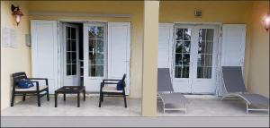 Posezení v ubytování Palmar Beach Villa