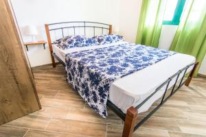 Posteľ alebo postele v izbe v ubytovaní Apartments Tarragon