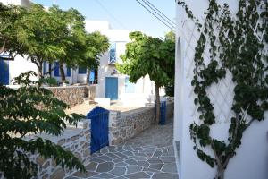 La alberca dentro o cerca de Embati Folegandros rooms