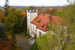 Vaade majutusasutusele Pałac Cieszyno linnulennult