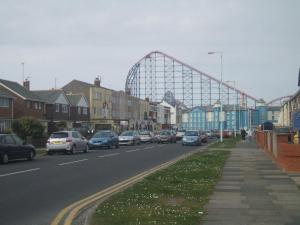 a roller coaster in the middle of a street at Royal Hotel in Blackpool
