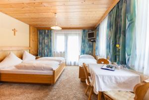 Gallery image of Pension Mariandl in Neustift im Stubaital