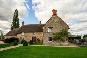 Gallery image of Middle Farm House in Shepton Mallet