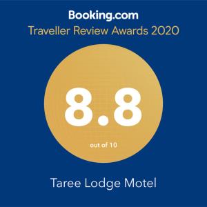 a yellow circle with the words travelreliever review awards at Taree Lodge Motel in Taree