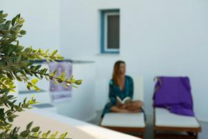Ospiti di Athiri Santorini Hotel