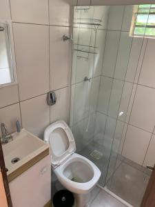 Koupelna v ubytování Casa Guarda do Embaú + 14 fotografií