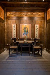 Φωτογραφία από το άλμπουμ του Yangshuo Ancient Garden Boutique Hotel-Free pick up from Airport or TS over 3 nights σε Yangshuo +123 φωτογραφίες