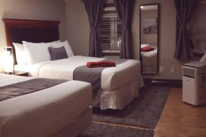Katil atau katil-katil dalam bilik di 3-Bedroom Casa Bonita by Amazing Property Rentals