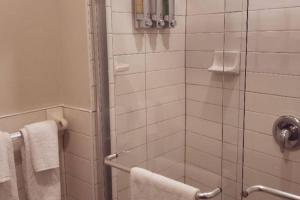 Bilik mandi di 3-Bedroom Casa Bonita by Amazing Property Rentals