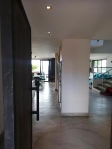 Letto o letti in una camera di KEHA PROPERTIES