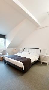 Fotografia z galérie ubytovania loft 85 m2 Wilanow Krolewski self checkin vo Varšave