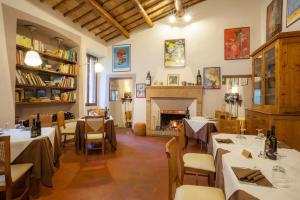 En restaurant eller et andet spisested på Il Castello di Campello