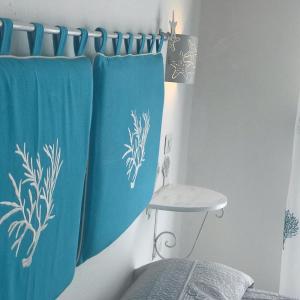 Postel nebo postele na pokoji v ubytování Hotel Sandalion
