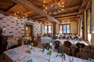 Restaurace v ubytování Hotel Allalin Saas-Fee