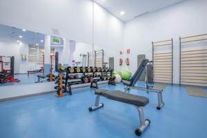 Posilňovňa alebo fitness centrum v ubytovaní Bahía Boutique Apartments