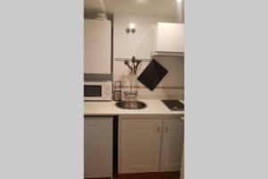 Kuchnia lub aneks kuchenny w obiekcie BONITO APARTAMENTO TRIANA-LOS REMEDIOS