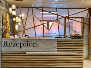 Vstupní hala nebo recepce v ubytování Hotel Komperdell + 18 fotografií