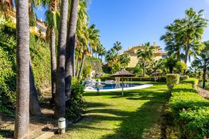 Bazén v ubytování Sierra Blanca, Marbella nebo v jeho okolí