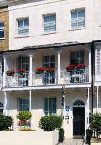 Gallery image of Pier View Self Catering Luxury Apartments in Southend-on-Sea