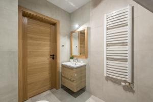 Ένα μπάνιο στο Chłabówka Apartments +98 φωτογραφίες