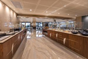 帝国公园酒店餐厅或其他用餐的地方