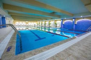 Swimming pool sa o malapit sa ГеВе Апартаменти