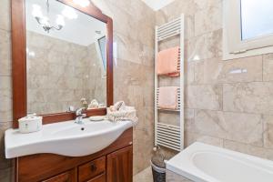 A bathroom at La dimora del Cavaliere di Squinzano