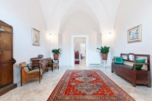 A seating area at La dimora del Cavaliere di Squinzano