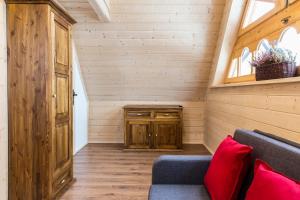 Posedenie v ubytovaní udanypobyt Villa Sywarne Prestige