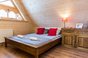 Posteľ alebo postele v izbe v ubytovaní udanypobyt Villa Sywarne Prestige
