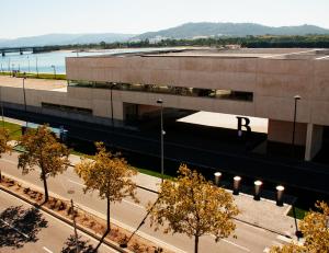 an aerial view of a building next to a street at Hotel Jardim Viana do Castelo in Viana do Castelo
