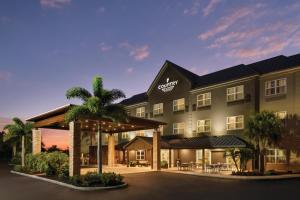 a rendering of the front of the hotel at Country Inn & Suites by Radisson, Bradenton-Lakewood-Ranch, FL in Bradenton