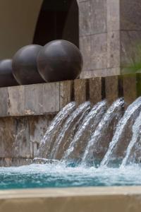 Kolam renang di atau dekat dengan Radisson Lagos Ikeja