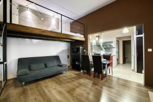 Posedenie v ubytovaní Arpa Flat Hellas