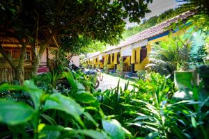Zahrada ubytování ADELYA HOMESTAY