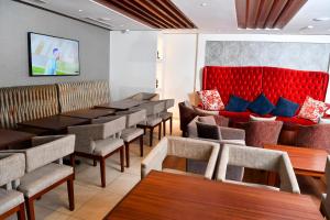 TV a/nebo společenská místnost v ubytování Hillpark Hotel