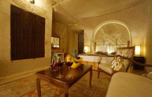 Posezení v ubytování Roma Cave Suite