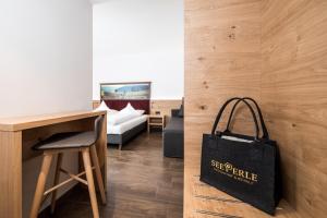 Fotografie z fotogalerie ubytování Hotel Landgasthof Weingut Seeperle v destinaci Caldaro
