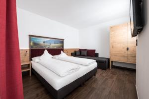 Fotografie z fotogalerie ubytování Hotel Landgasthof Weingut Seeperle v destinaci Caldaro