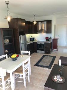 A kitchen or kitchenette at Villa Verde