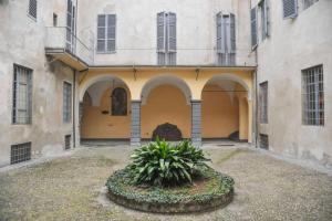 Fotografia z galérie ubytovania Cozy apartment in Palazzo Malaspina v destinácii Piacenza