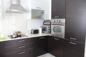 Η κουζίνα ή μικρή κουζίνα στο Natali villa in a perfect location