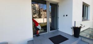 Fotografia z galérie ubytovania loft 85 m2 Wilanow Krolewski self checkin vo Varšave
