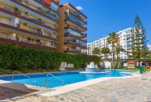 Apartment ☆Beachfront 1BR Ronda 4 - AC/WIFI/POOL, Fuengirola ...