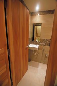 Koupelna v ubytování Hotel Al Madina palace