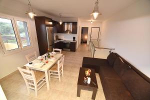 A kitchen or kitchenette at Villa Verde